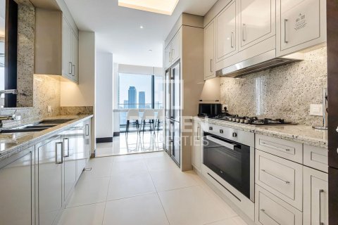 Apartmen di Downtown Dubai (Downtown Burj Dubai), Dubai, UAE 5 bilik tidur, 290.69 meter persegi № 762580 - foto 21