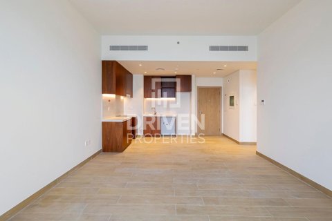 Apartamento para arrendamento em Jumeirah, Dubai, EAU 1 quarto, 77.48 m2 № 762575 - foto 2