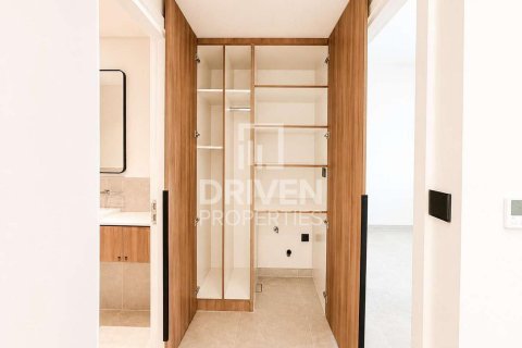 Huoneisto Jumeirah Village Triangle, Dubai, Arabiemiraatit 2 makuuhuonetta, 96.15 m2 № 762576 - kuva 11