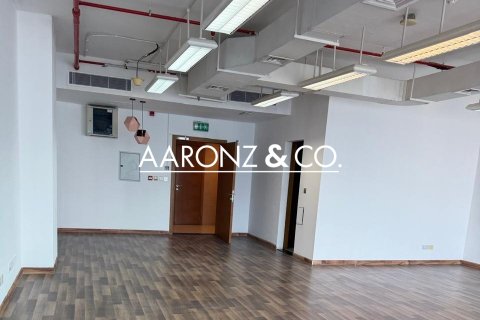 دفتر برای اجاره در Business Bay، Dubai، امارات متحده عربی 102 متر مربع ، شماره 681173 - تصویر 7