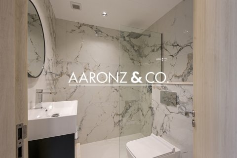 Appartamento in vendita a Jumeirah Lake Towers, Dubai, EAU 1 camera da letto, 72 mq. № 681178 - foto 10