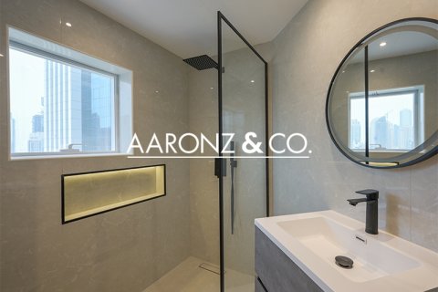 Appartamento in vendita a Jumeirah Lake Towers, Dubai, EAU 1 camera da letto, 72 mq. № 681178 - foto 12
