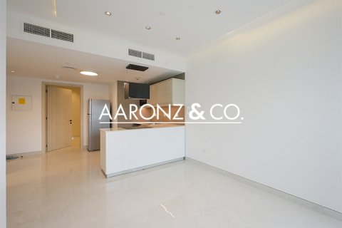 Appartamento in vendita a Jumeirah Lake Towers, Dubai, EAU 1 camera da letto, 72 mq. № 681178 - foto 2