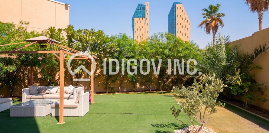 Βίλα σε Al Barsha, Dubai, ΗΑΕ 3 υπνοδωμάτια, 281 τ.μ. Αρ. 604094