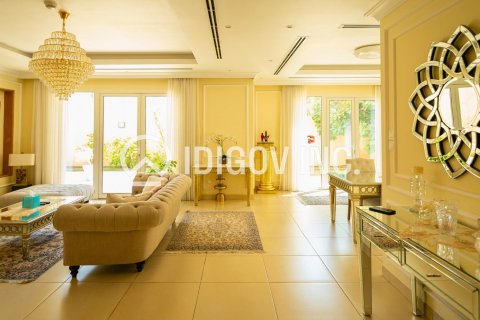 Βίλα σε Al Barsha, Dubai, ΗΑΕ 3 υπνοδωμάτια, 281 τ.μ. Αρ. 604094 - φωτογραφία 9