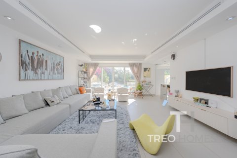 Townhouse in The Springs, Dubai, UAE 3 bedrooms, 228 sq.m. № 586414 - photo 6