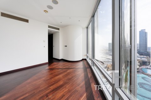 Apartment in Burj Khalifa, Dubai, UAE 2 bedrooms, 144 sq.m. № 586410 - photo 6