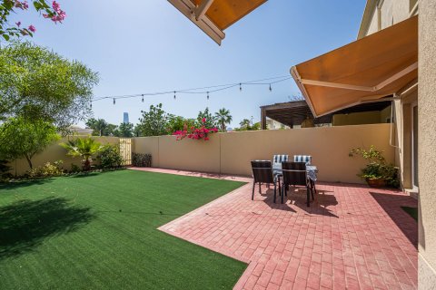 Villa in The Springs, Dubai, UAE 3 bedrooms, 255 sq.m. № 750316 - photo 13