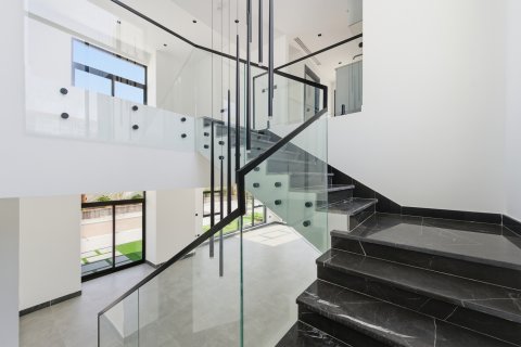 Villa uthyres i Dubai, UAE 5 sovrum, 464.52 kvm Nr. 750302 - fotografi 15
