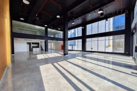 Коммерциялық жылжымайтын мүлік Sheikh Zayed Road, Дубай, БАӘ-да 613.2 м² № 567165 - фото 2