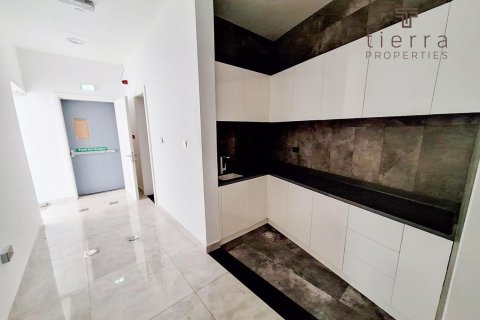 Коммерциялық жылжымайтын мүлік Sheikh Zayed Road, Дубай, БАӘ-да 613.2 м² № 567165 - фото 14