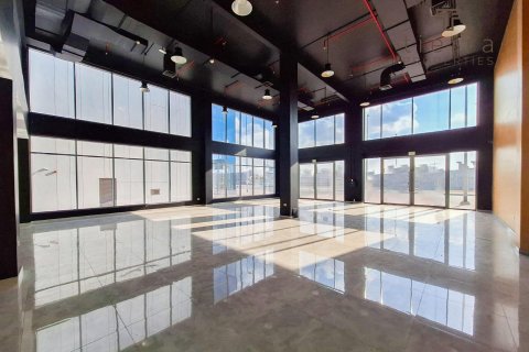 Коммерциялық жылжымайтын мүлік Sheikh Zayed Road, Дубай, БАӘ-да 613.2 м² № 567165 - фото 4