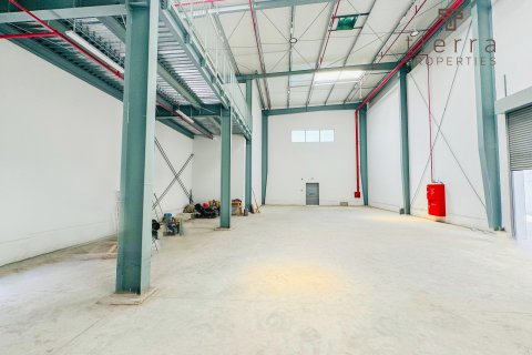 Sklad v Al Quoz, Dubai, SAE 573.9 m² Č.: 567163 - fotografie 2