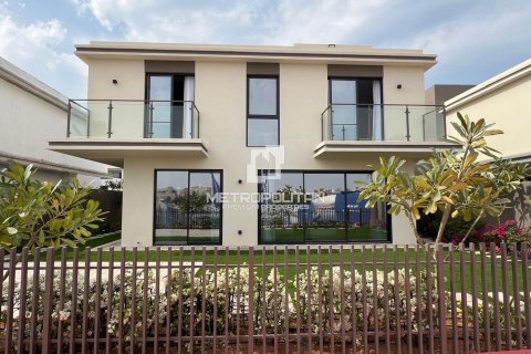 Villa Al Hamra Village, Ras Al Khaimahjā, AAE 5 istabas, 504 m2 Nr. 664457 - attēls 1