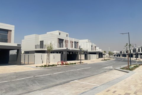 Vila v Dubai South (Dubai World Central), SAE 3 ložnice, 253.66699635 m² Č.: 585075 - fotografie 18