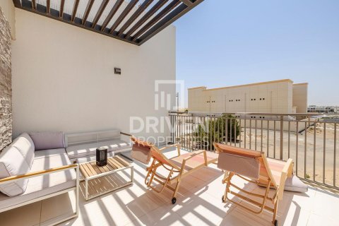 Townhouse de vânzare în Dubai, EAU 5 dormitoare, 174.84 mp. №744469 - poză 7