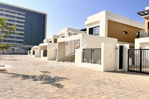 Villa in Mina Al Arab, Ras Al Khaimah, UAE 3 bedrooms, 237.6 sq.m. № 611772 - photo 24