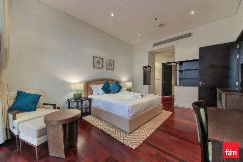 Leilighet til salgs i Palm Jumeirah, Dubai, Emiratene 2 soverom, 212.7 kvm Nr. 693180 - Foto 24