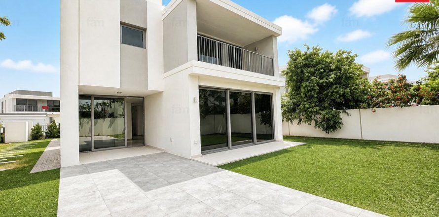 Dubai Hills Estate、Dubai、UAEにあるヴィラ 3ベッドルーム、427 m2 No693177