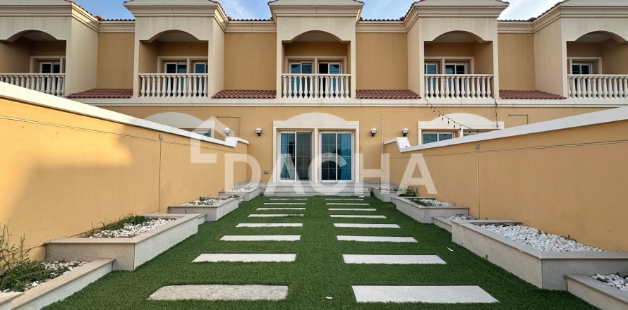Таунхаус в Jumeirah Village Triangle, Дубай, ОАЕ 2 спальні, 152м2 № 706881