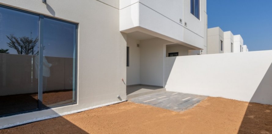 Řadový dům na Yas Island, Abu Dhabi, SAE 3 ložnice, 165.9 m² Č.: 554781