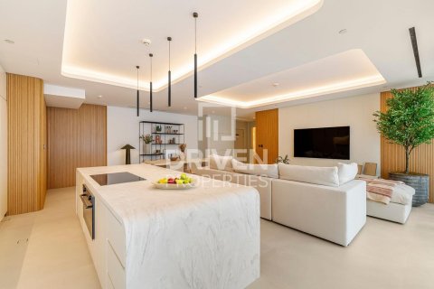 Apartment in City Walk, Dubai, UAE 2 bedrooms, 151 sq.m. № 653006 - photo 6