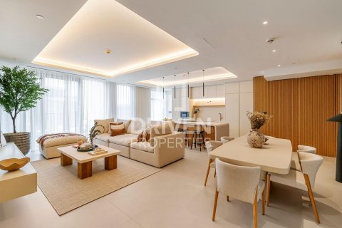 Apartment in City Walk, Dubai, UAE 2 bedrooms, 151 sq.m. № 653006 - photo 1