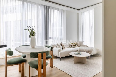 Appartamento in vendita a Downtown Dubai (Downtown Burj Dubai), Dubai, EAU 2 camere da letto, 101 mq. № 653005 - foto 11