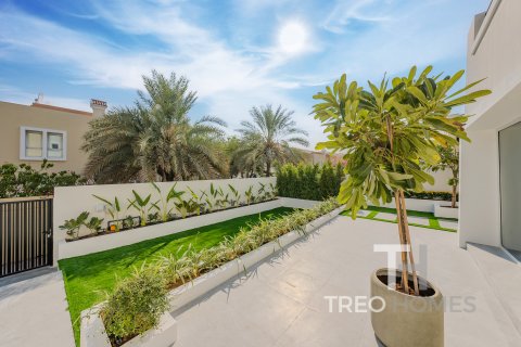 Villa itt: Arabian Ranches, Dubai, EAE, 3 hálószoba, 226 m², azonosító: 586417 - fénykép 24