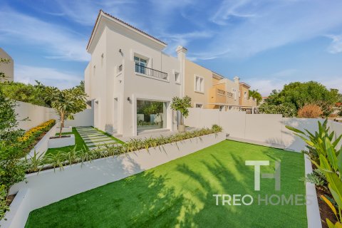 Villa itt: Arabian Ranches, Dubai, EAE, 3 hálószoba, 226 m², azonosító: 586417 - fénykép 1