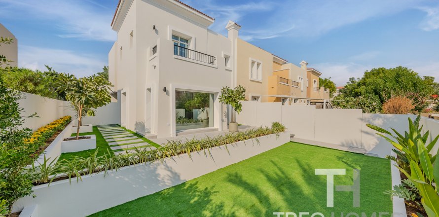 Villa itt: Arabian Ranches, Dubai, EAE, 3 hálószoba, 226 m², azonosító: 586417