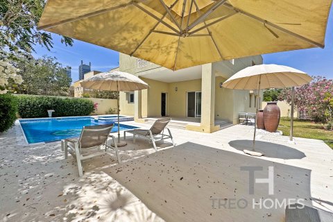 Vila v Meadows, Dubai, SAE 4 ložnice, 381 m² Č.: 586537 - fotografie 15
