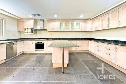 Vila v Meadows, Dubai, SAE 4 ložnice, 381 m² Č.: 586537 - fotografie 7