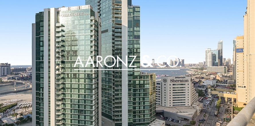Huoneisto Dubai Marina, Dubai, Arabiemiraatit 3 makuuhuonetta, 195 m2 № 694840