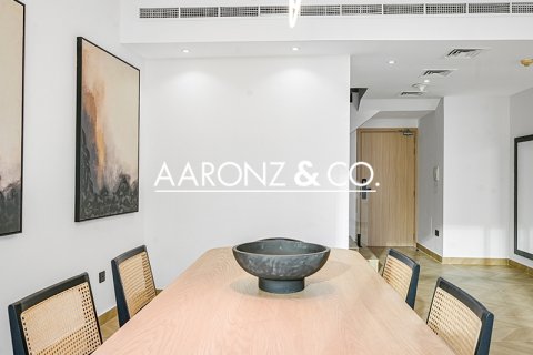 Huoneisto Dubai Marina, Dubai, Arabiemiraatit 3 makuuhuonetta, 195 m2 № 694840 - kuva 8