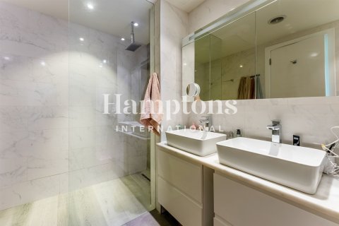 The Lakes, Dubai, UAE의 임대용 빌라 침실 3개, 244.14908400제곱미터 번호 693477 - 사진 7