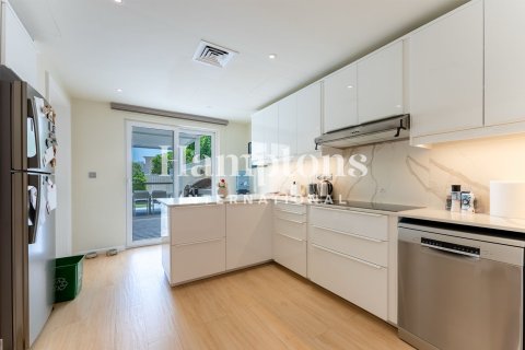 The Lakes, Dubai, UAE의 임대용 빌라 침실 3개, 244.14908400제곱미터 번호 693477 - 사진 11