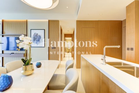 Снять в аренду квартиру в Даунтаун Дубай (Даунтаун Бурдж Дубай), ОАЭ 2 спальни, 111.11198800м2, № 693478 - фото 2