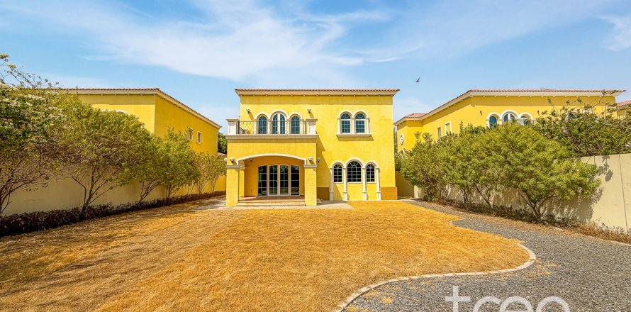 Вілла в Jumeirah Park, Дубай, ОАЕ 3 спальні, 327.67м2 № 753760
