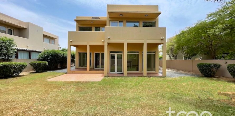 Villa à Arabian Ranches, Dubai, EAU: 3 chambres, 294.13 m2 № 753761
