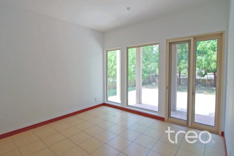 Villa à louer à Arabian Ranches, Dubai, EAU 3 chambres, 294.13 m2 № 753761 - photo 14