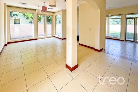 Villa à louer à Arabian Ranches, Dubai, EAU 3 chambres, 294.13 m2 № 753761 - photo 8