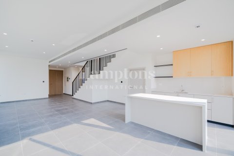 Townhouse sa Arabian Ranches 3, Dubai, UAE 4 silid-tulugan, 300.00979984 sq.m. № 686975 - larawan 2