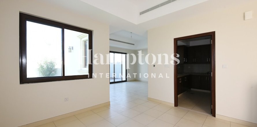 Вилла в Арабиан Ранчес, Дубай, ОАЭ 4 спальни, 268.45м2 № 686970