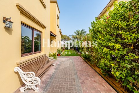 Снять в аренду виллу в Арабиан Ранчес, Дубай, ОАЭ 4 спальни, 268.44972171м2, № 686970 - фото 7