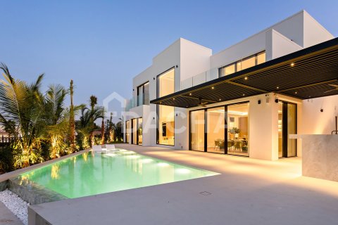 Villa a Jumeirah Islands, Dubai, EAU 5 camere da letto, 632 mq. № 710406