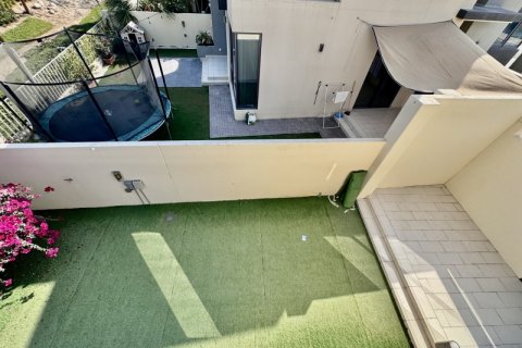 Dubai Hills Estate, UAE의 임대용 빌라 침실 4개, 288제곱미터 번호 701954 - 사진 8