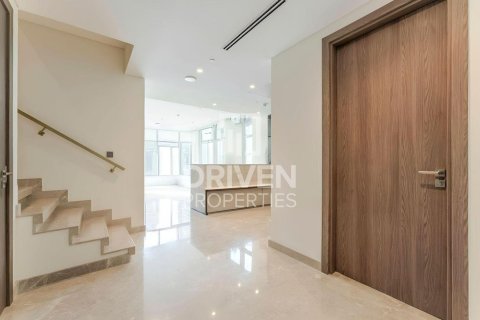Business Bay, Dubai, BAE’de kiralık daire 3 yatak odası, 216.19 m&sup2; No 745927 - fotoğraf 6