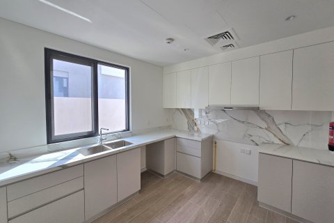 Adosado en Jebel Ali, Dubai, EAU 4 dormitorios, 335.94 m² № 749579