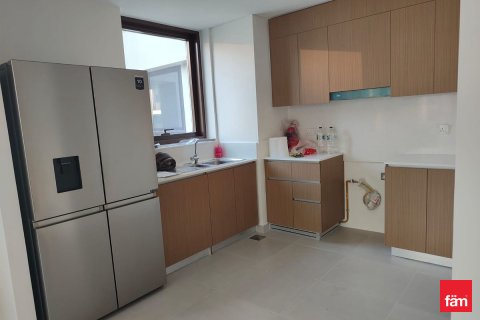 Пәтер Дубай, БАӘ-да 3 жатын бөлмелер, 140.1 м² № 715114 - фото 7